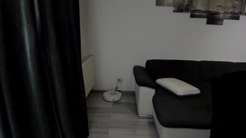 RichardDarell online show from February 17, 6:43 am