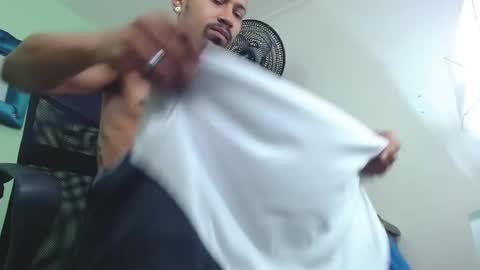 Snapshot of richardwithe_ chatting on March 14, 11:59 am Richard online show from March 14, 11:59 am