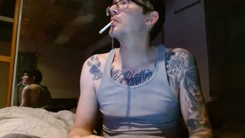 Snapshot of richi3richny chatting on March 21, 8:19 am Richie online show from March 21, 8:19 am