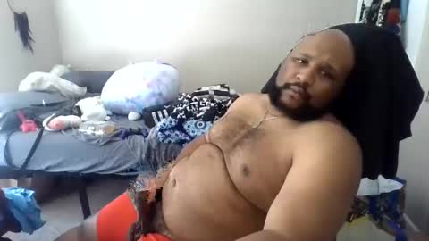 Snapshot of richiecen chatting on October 3, 6:16 pm richiecen online show from October 3, 6:16 pm