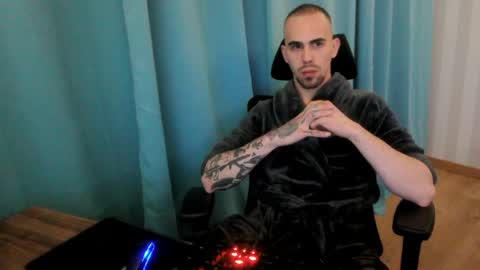 RichieKash online show from May 18, 1:45 am
