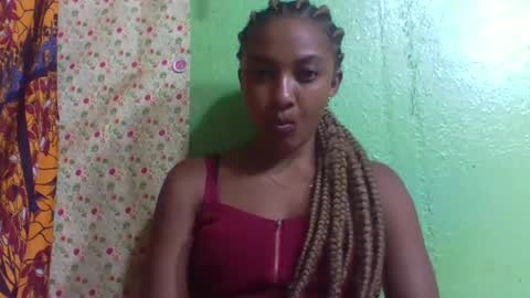 Snapshot of richinah3112 chatting on February 16, 10:43 pm richinah3112 online show from February 16, 10:43 pm