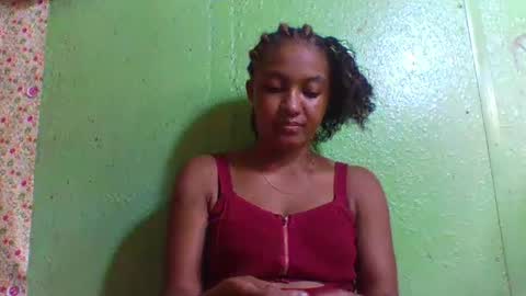 Snapshot of richinah3112 chatting on February 18, 8:38 am richinah3112 online show from February 18, 8:38 am