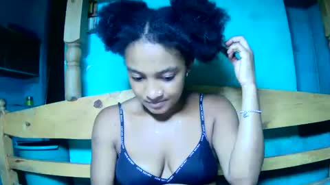 Snapshot of richinah3112 chatting on February 22, 9:26 pm richinah3112 online show from February 22, 9:26 pm