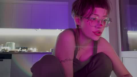 RickiSanchez online show from April 15, 8:20 pm