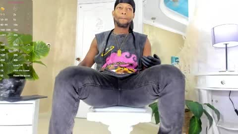 RicoBrowm online show from May 9, 4:06 am