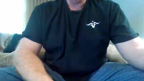 ridemypogostickk2 online show from July 12, 9:17 pm
