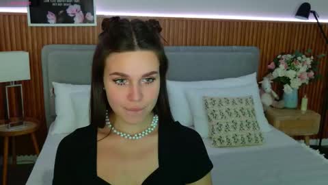 Rihanna online show from September 19, 5:57 pm