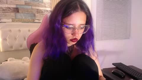 RIHONNA online show from March 20, 1:16 pm