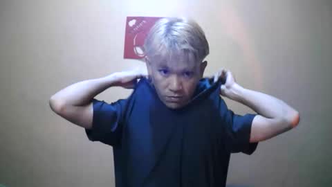 riiichie12 online show from October 5, 9:29 am