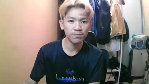 riiichie12 online show from October 16, 9:43 am