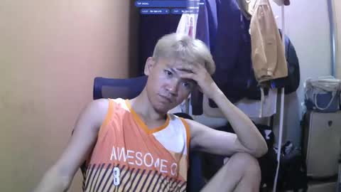 riiichie12 online show from October 18, 7:36 pm