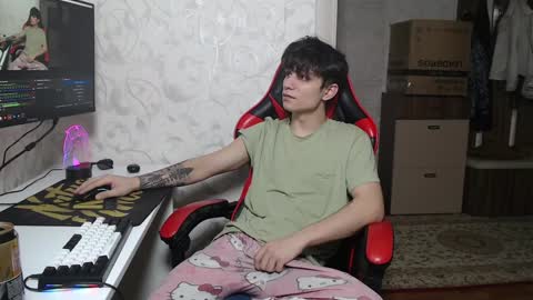 Snapshot of rik_and chatting on January 14, 2:11 pm Rick online show from January 14, 2:11 pm