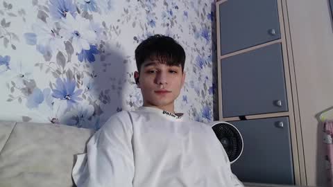 Snapshot of rik_and chatting on February 2, 9:34 pm Rick online show from February 2, 9:34 pm