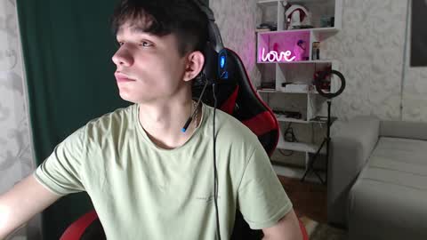 Snapshot of rik_and chatting on February 7, 12:42 am Rick online show from February 7, 12:42 am