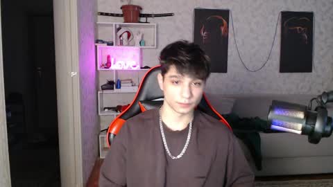 Snapshot of rik_and chatting on February 22, 12:40 pm Rick online show from February 22, 12:40 pm