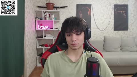 Snapshot of rik_and chatting on February 27, 1:28 pm Rick online show from February 27, 1:28 pm