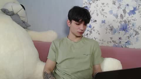 Snapshot of rik_and chatting on March 7, 7:52 am Rick online show from March 7, 7:52 am