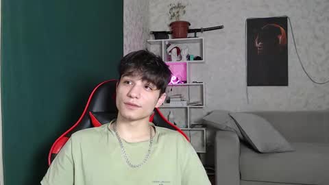 Snapshot of rik_and chatting on March 9, 3:49 pm Rick online show from March 9, 3:49 pm