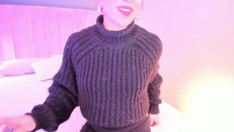 Snapshot of riley_bensongh chatting on April 5, 2:09 am Riley online show from April 5, 2:09 am