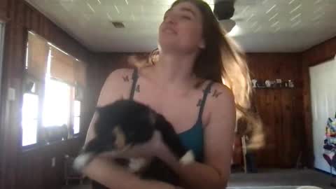 Snapshot of rileycarterxo chatting on February 7, 7:27 pm rileycarterxo online show from February 7, 7:27 pm