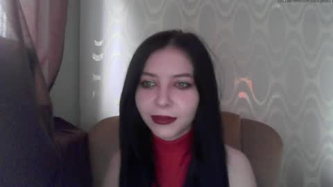 Snapshot of rileyflirt chatting on June 4, 8:20 am Riley online show from June 4, 8:20 am