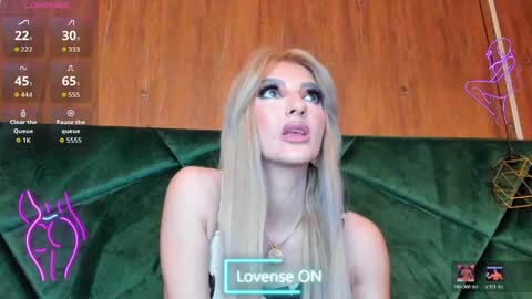rileylannax online show from May 19, 3:02 am