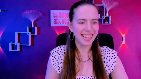 Rina online show from June 4, 8:42 am