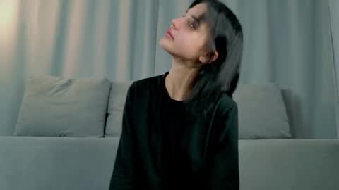 Snapshot of rinacain chatting on November 9, 5:06 am RINA online show from November 9, 5:06 am