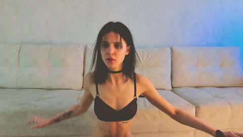 Snapshot of rinacain chatting on December 16, 6:40 am RINA online show from December 16, 6:40 am