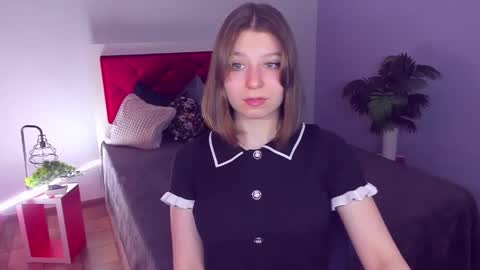 Snapshot of rinacake chatting on May 5, 10:56 am rinacake online show from May 5, 10:56 am