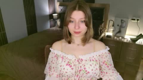 Snapshot of rinacake chatting on May 16, 10:23 am rinacake online show from May 16, 10:23 am