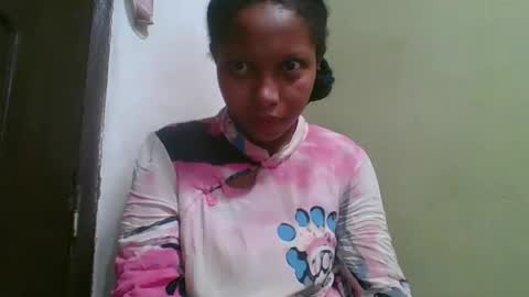 rinah654271 online show from May 3, 7:36 am
