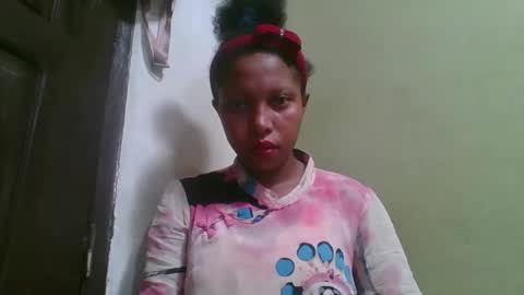 rinah654271 online show from May 6, 3:24 am