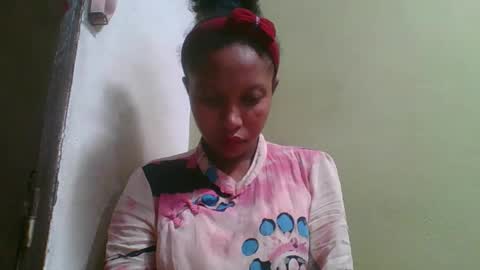 rinah654271 online show from May 8, 2:39 am