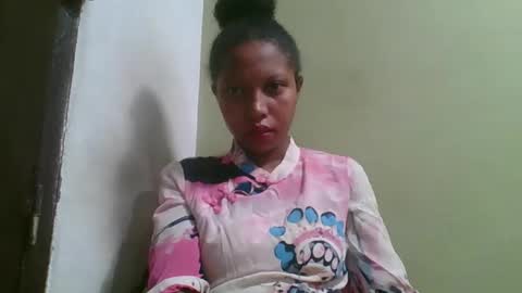 rinah654271 online show from May 14, 2:51 am