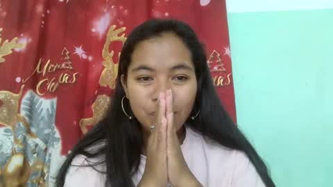 Snapshot of rinah856024 chatting on February 15, 3:28 pm rinah856024 online show from February 15, 3:28 pm