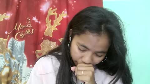 Snapshot of rinah856024 chatting on February 15, 6:33 pm rinah856024 online show from February 15, 6:33 pm