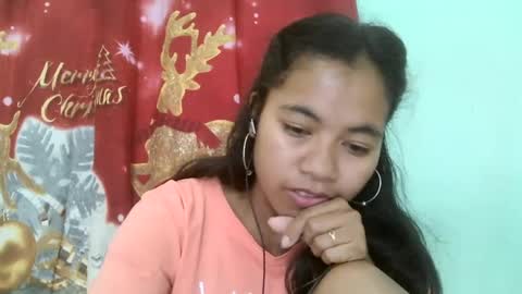 Snapshot of rinah856024 chatting on February 22, 3:25 pm rinah856024 online show from February 22, 3:25 pm