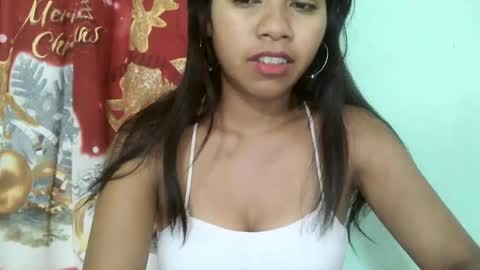 Snapshot of rinah856024 chatting on February 23, 12:48 pm rinah856024 online show from February 23, 12:48 pm