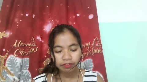 Snapshot of rinah856024 chatting on February 24, 3:44 am rinah856024 online show from February 24, 3:44 am