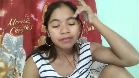 Snapshot of rinah856024 chatting on February 24, 5:42 pm rinah856024 online show from February 24, 5:42 pm