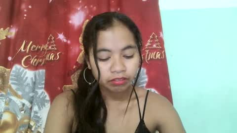 Snapshot of rinah856024 chatting on February 25, 8:36 am rinah856024 online show from February 25, 8:36 am