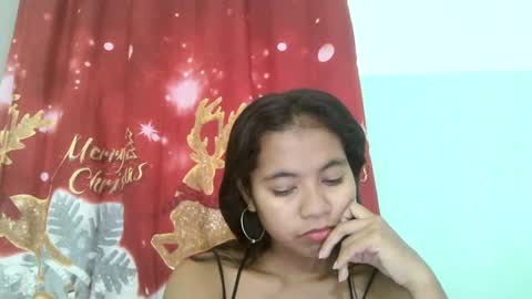 Snapshot of rinah856024 chatting on February 26, 8:37 am rinah856024 online show from February 26, 8:37 am