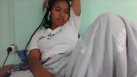 Snapshot of rinah856024 chatting on October 8, 6:05 pm rinah856024 online show from October 8, 6:05 pm