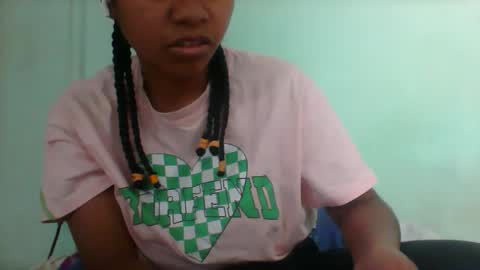 rinah856024 online show from December 18, 6:47 pm