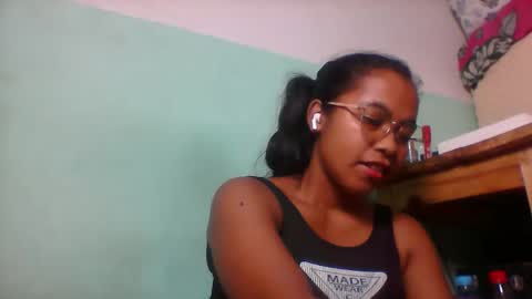 rinah856024 online show from April 22, 6:20 pm