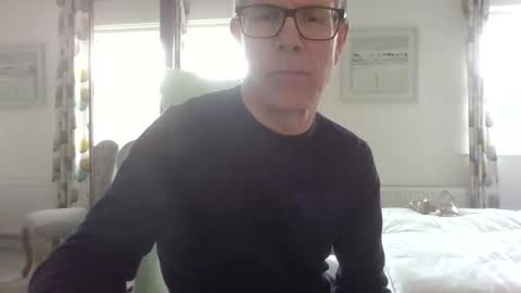 Snapshot of ringomar chatting on November 22, 11:42 am Rob online show from November 22, 11:42 am