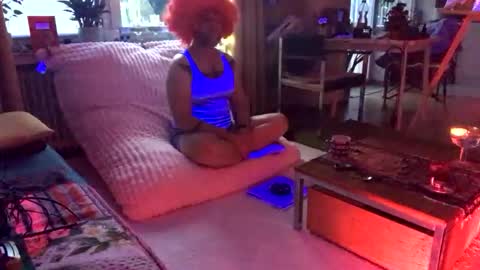 Rotrigo online show from April 3, 5:55 pm