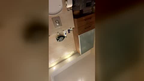 ElJames online show from February 20, 12:29 am